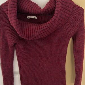 Hollister Burgundy Sweater